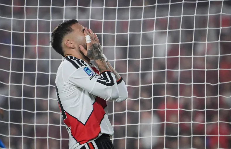 nicolas-otamendi-river