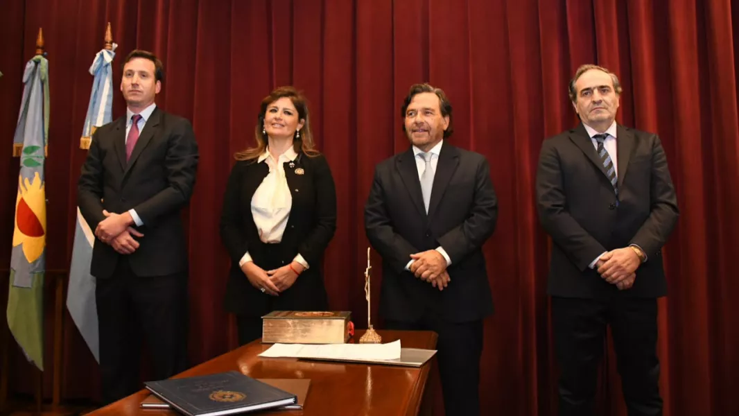 23965-el-gobernador-gustavo-saenz-participo-del-acto-de-juramento-del-asesor-general-de-incapaces