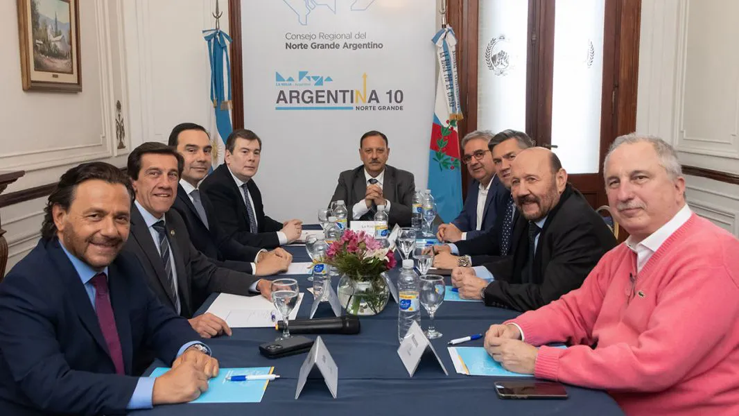 13452-el-gobernador-gustavo-saenz-participo-de-la-20-asamblea-del-norte-grande