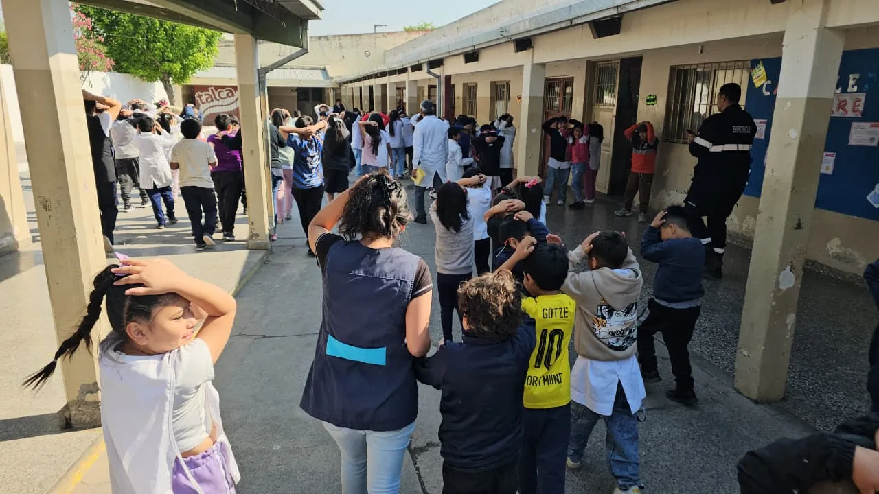 simulacro-escuela-sismo-1