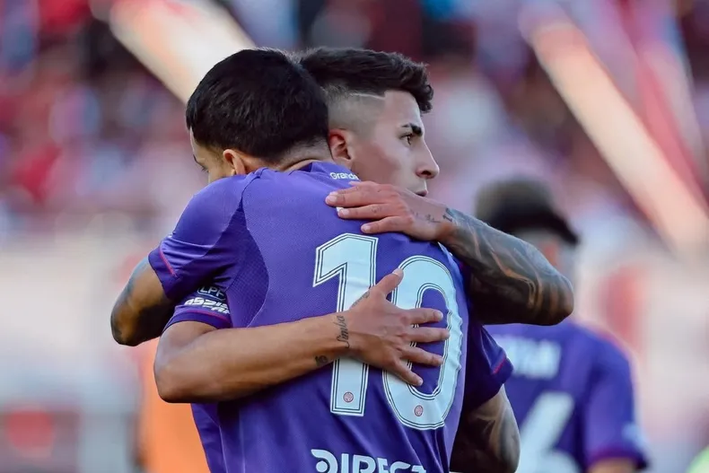 thiago-almada-y-angel-correa