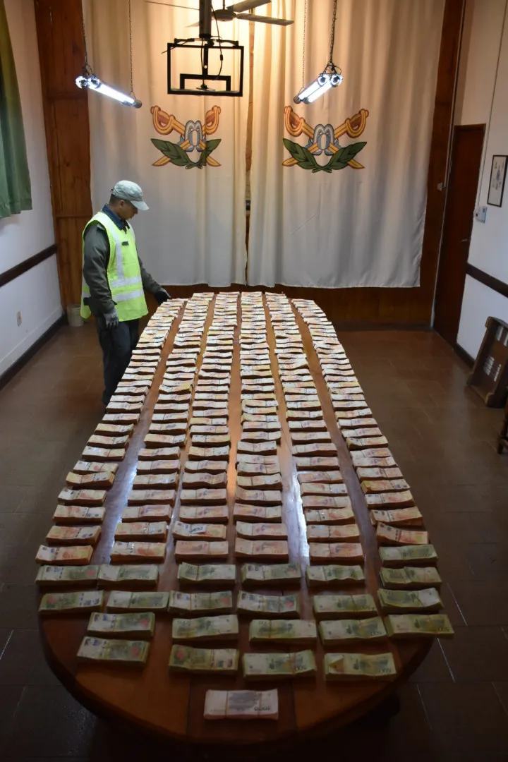 ofrecio_dinero_a_los_gendarmes_para_evitar_ser_controlado_3 (1)