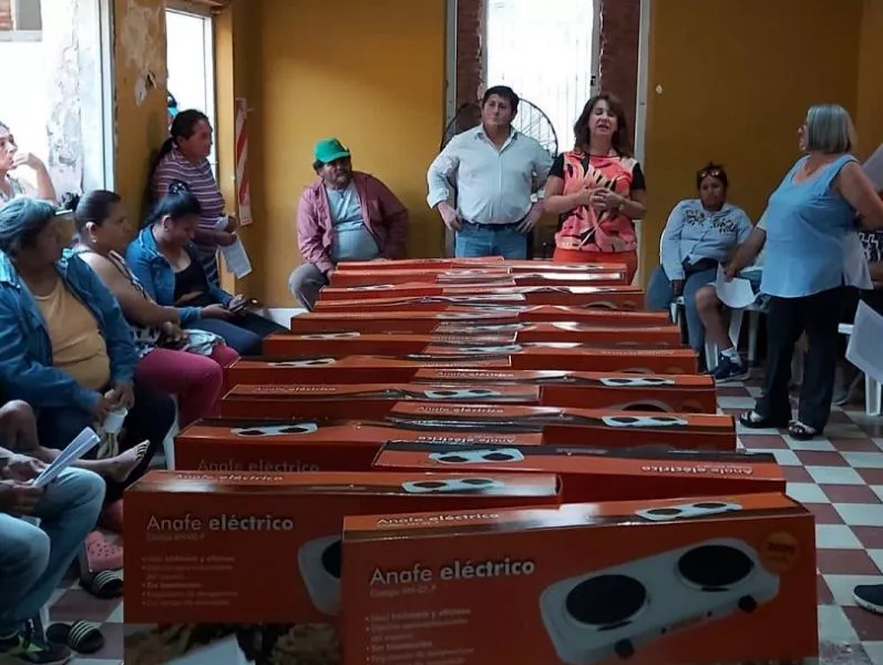 88390-hasta-el-14-de-marzo-familias-de-capital-pueden-inscribirse-en-el-programa-anafe-en-casa
