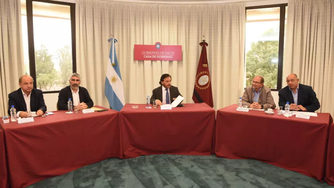 101754-el-gobierno-presentara-hoy-la-simplificacion-y-reduccion-tributaria