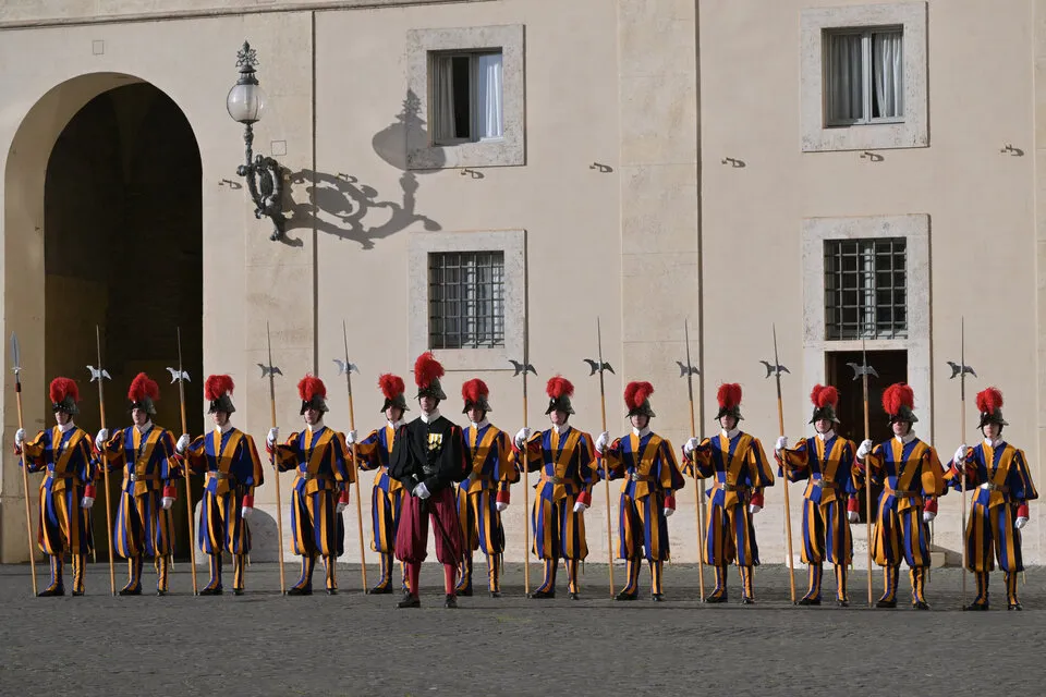 815290-000-34j36pw-0