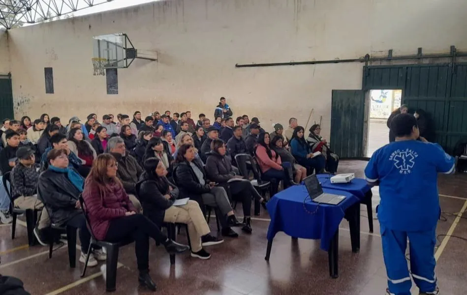 8392-el-samec-capacito-a-estudiantes-y-trabajadores-en-atencion-inicial-de-emergencias