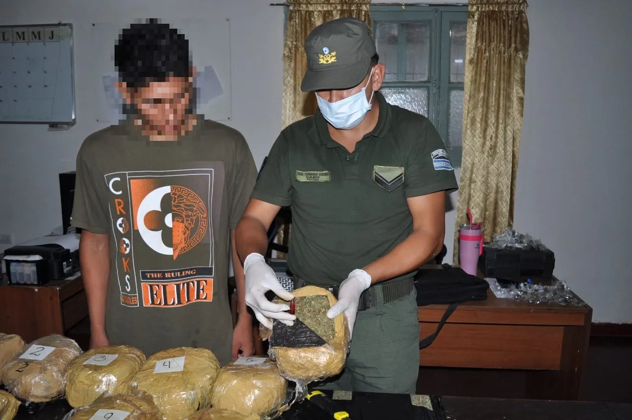 SALTA-PLAN GUEMES- 20 KILOS MARIHUANA-RIO DE SANGRE 3