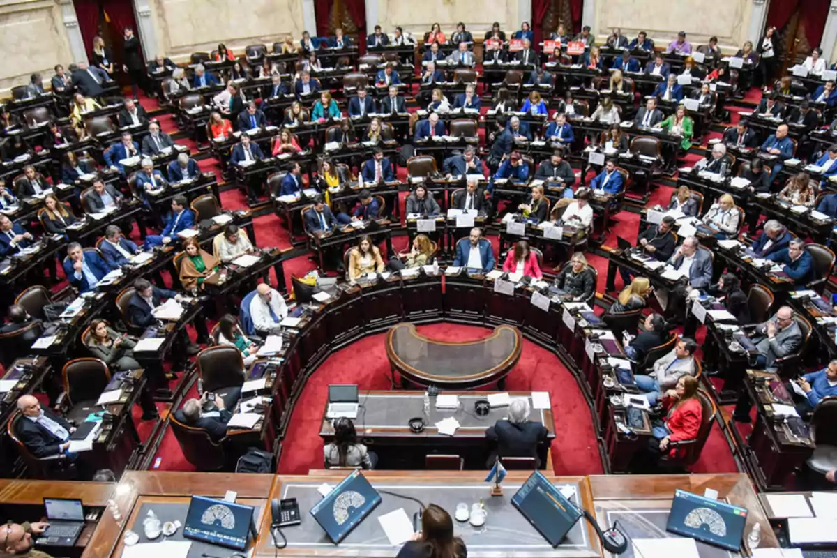 772120-c-c3-a1mara-20de-20diputados-20senadores-20elecciones_1200_800