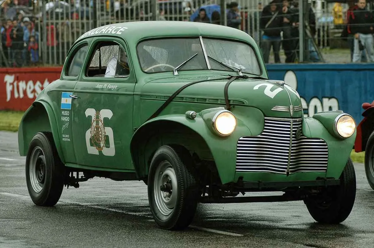 cupe-chevrolet-fangio