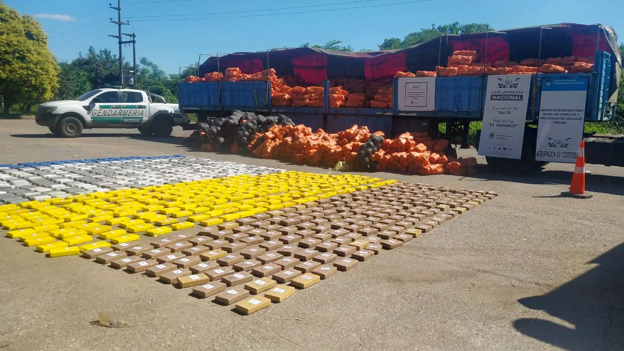 861 kilos de cocaína Salta CBA (2)