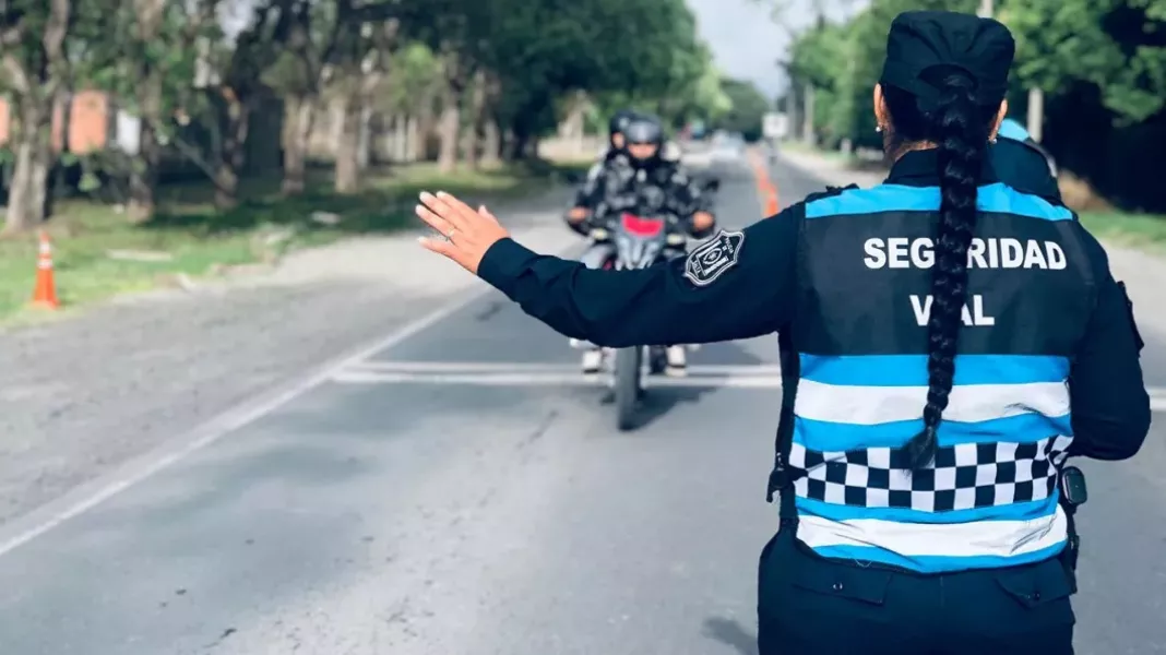 106107-seguridad-vial-intensificara-los-controles-vehiculares-y-de-alcoholemia-por-festivales-en-la-provincia