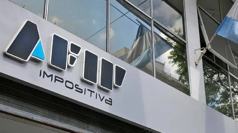 afip-revelo-que-monotributistas-inscriptos-tenian-autos-ud500000-su-nombre