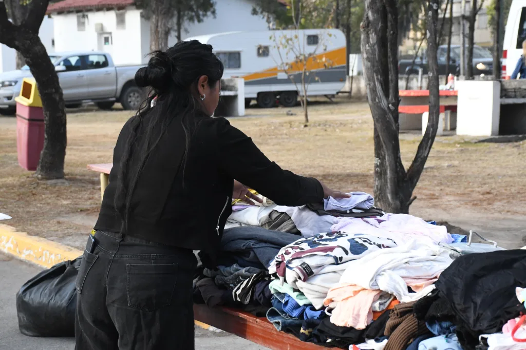 perchero-solidario-4-1024x683