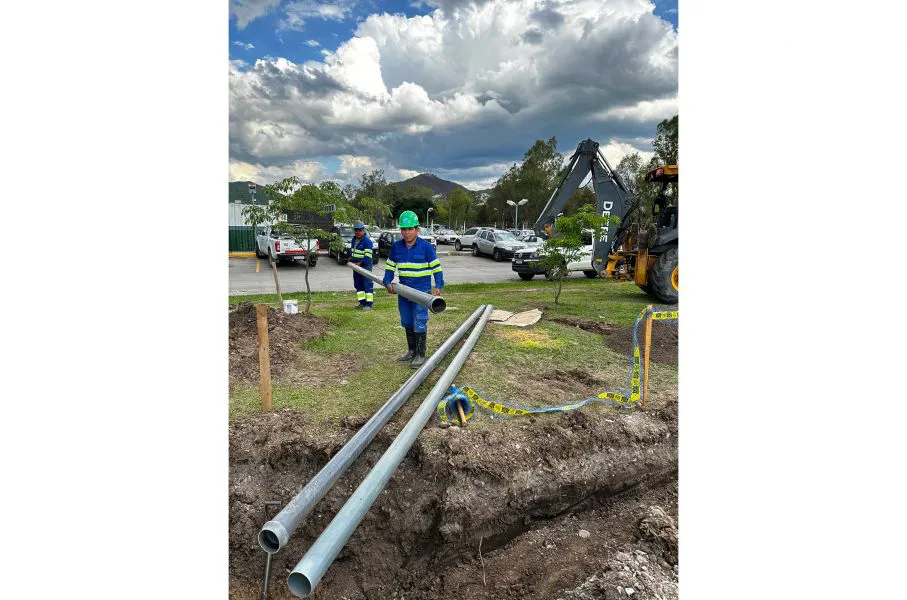 8662-trabajos-en-empalme-de-un-pozo-en-zona-sur-de-salta-capital