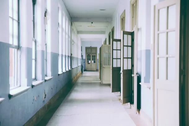 clases-escuela-aula-alumnojpg