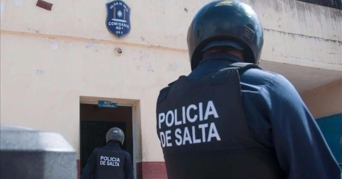 policia-de-salvador-mazza-en___XAhy-LD8q_1200x630__1
