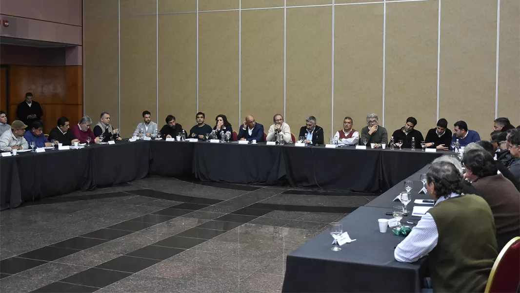 102766-continua-la-mesa-de-negociacion-salarial-para-el-segundo-semestre-de-2025-20250717201111