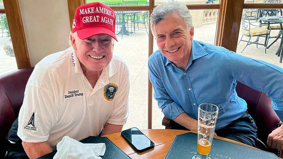 20220409trumpmacricedocg-1339326