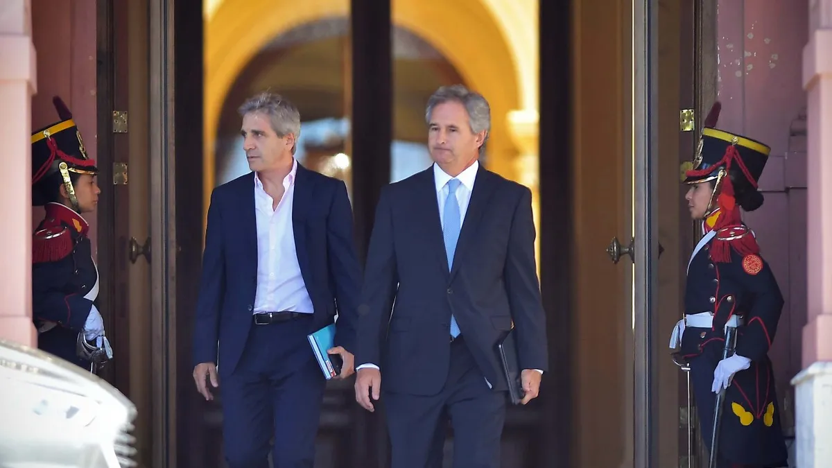luis-caputo-y-pablo-quirnojpeg