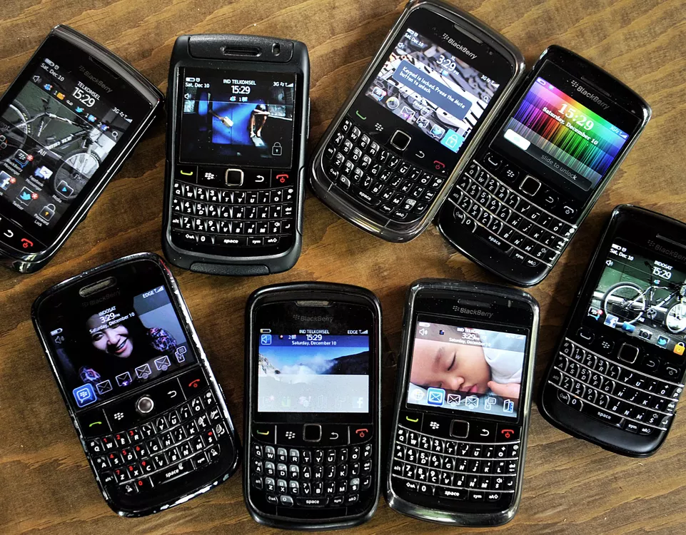130813012952-blackberry
