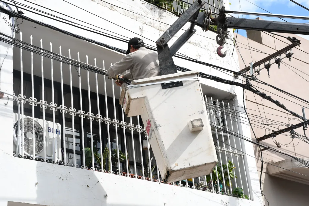 retiro-de-cables-calle-balcarce-1-1024x683