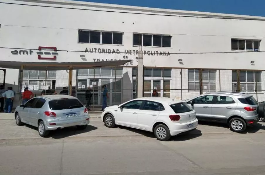 67189-preventiva-para-agentes-de-la-amt-por-entrega-de-autos-secuestrados