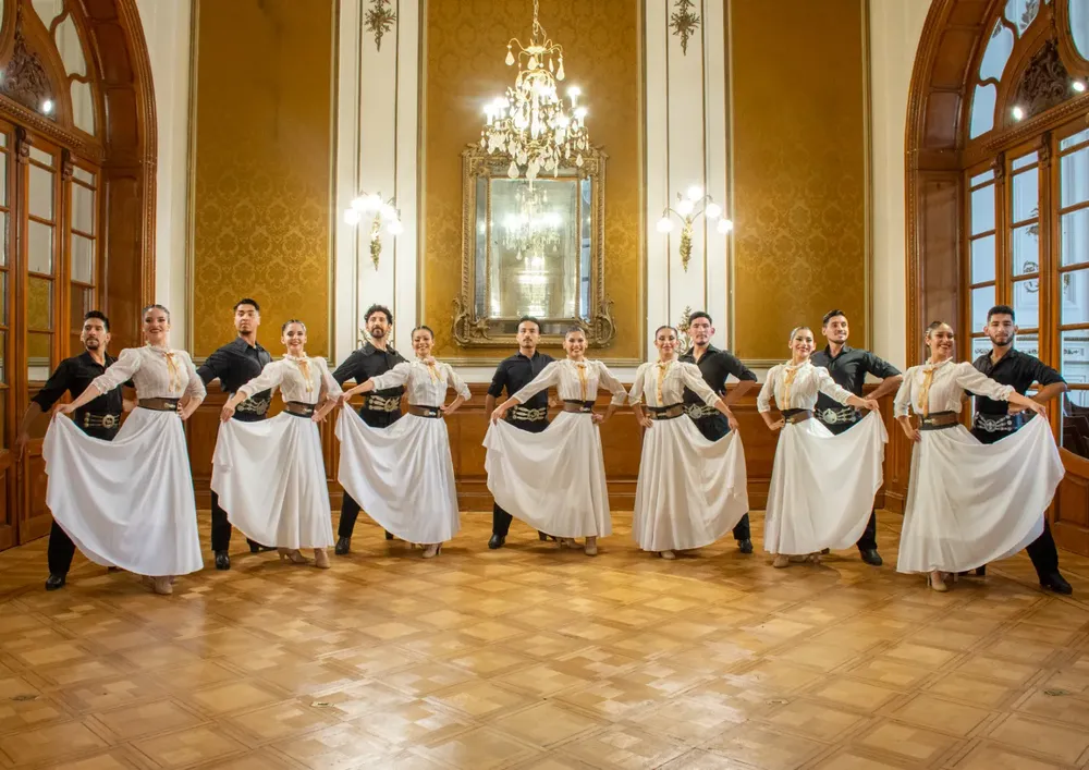 bfolklórico_güemes