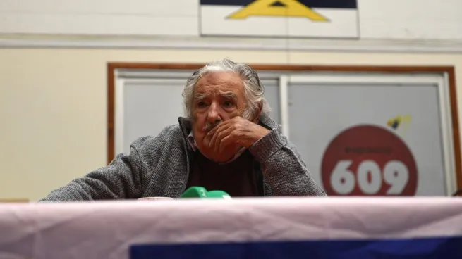 jose-mujica-anuncia-que-padece-cancer