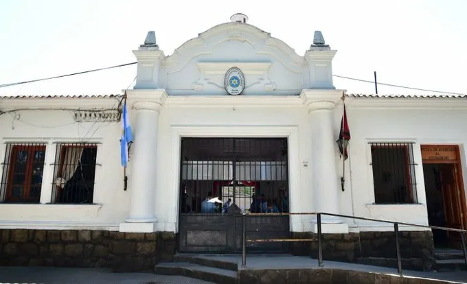 Ggb5HLQ3