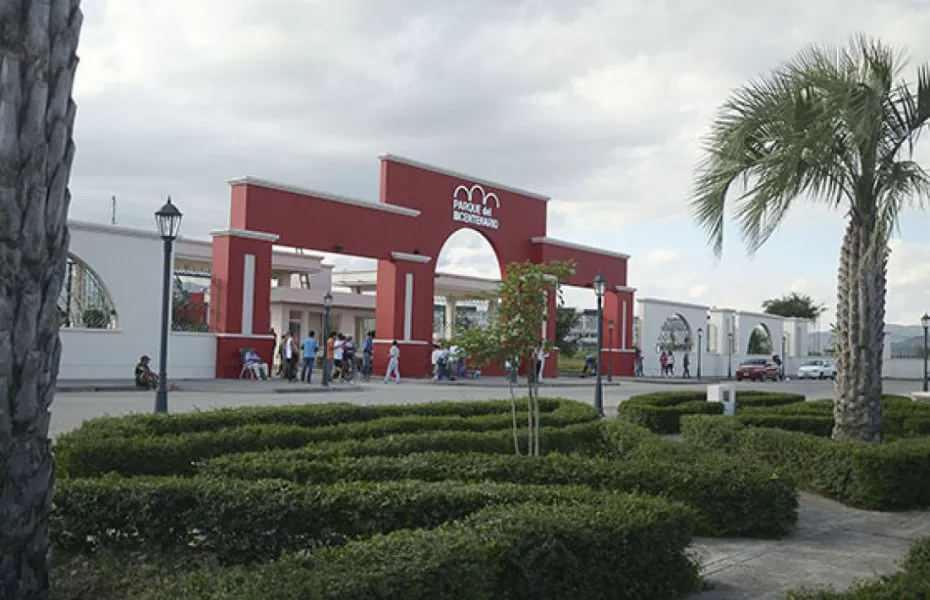 98263-parque-del-bicentenario-sitio-de-interes-destacado-para-la-observacion-de-aves