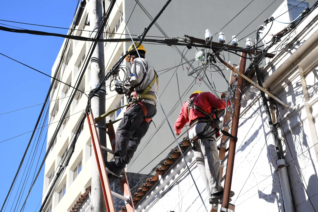 retiro-cables-calle-mitre-4-1024x683