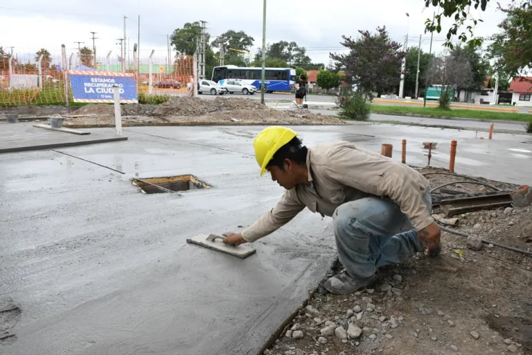 puesta-en-valor-de-plaza-sergio-gareca-6-768x512