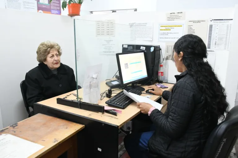 licencia-adultos-mayores-2-768x512