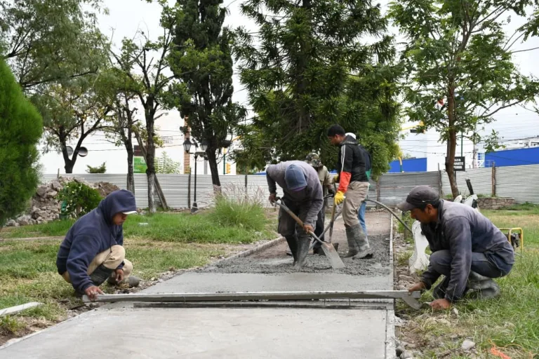 hormigonado-en-plaza-evita-5-768x512