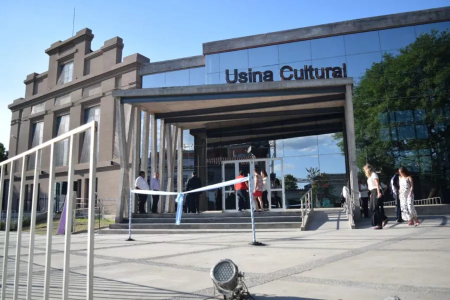 77582-se-vacuna-contra-covid-19-en-la-usina-cultural-de-salta