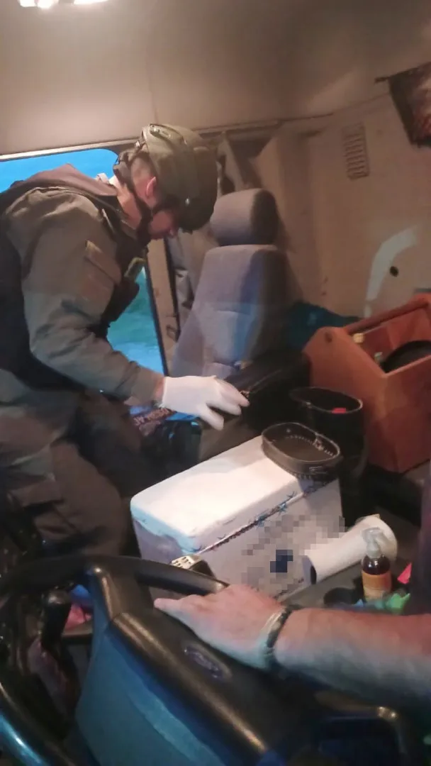 conductor_de_un_camion_trasladaba_dos_pistolas_sin_la_documentacion_correspondiente_1