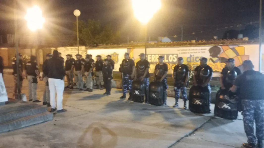 98308-se-desarticulo-una-banda-que-delinquia-fingiendo-ser-gendarmes-20241020230159