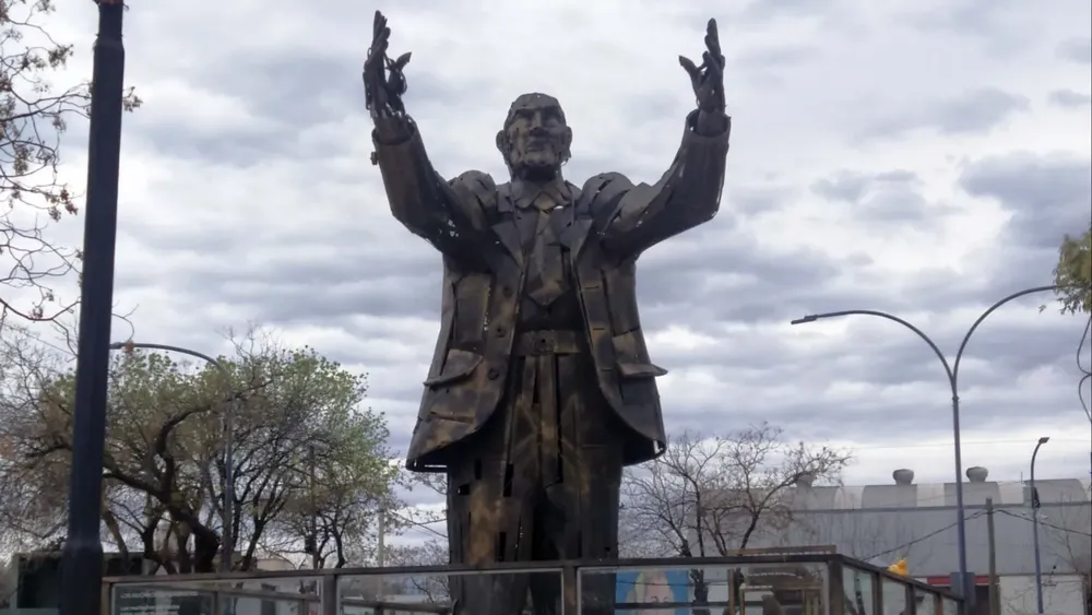 WhatsApp Image 2024-12-16 at 08.30.18