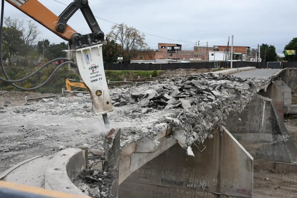 demolicion-puente-santa-lucia-2-1024x683