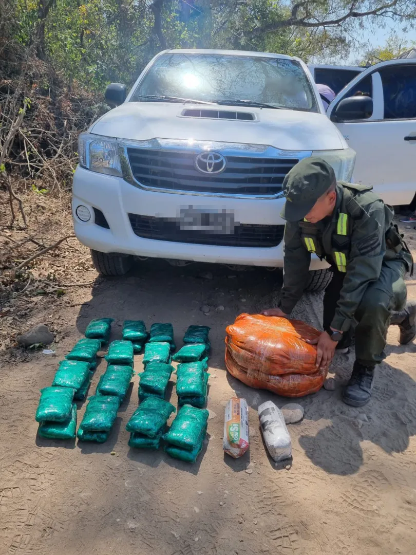 decomisan_381_kilos_de_hojas_de_coca_en_dos_procedimientos_3