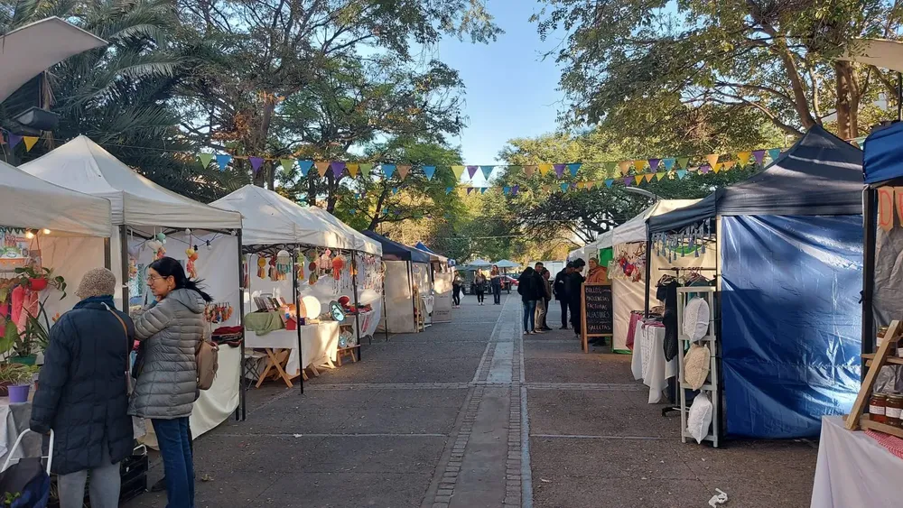 paseos-artesanales-paseo-de-los-poetas-4-1536x865