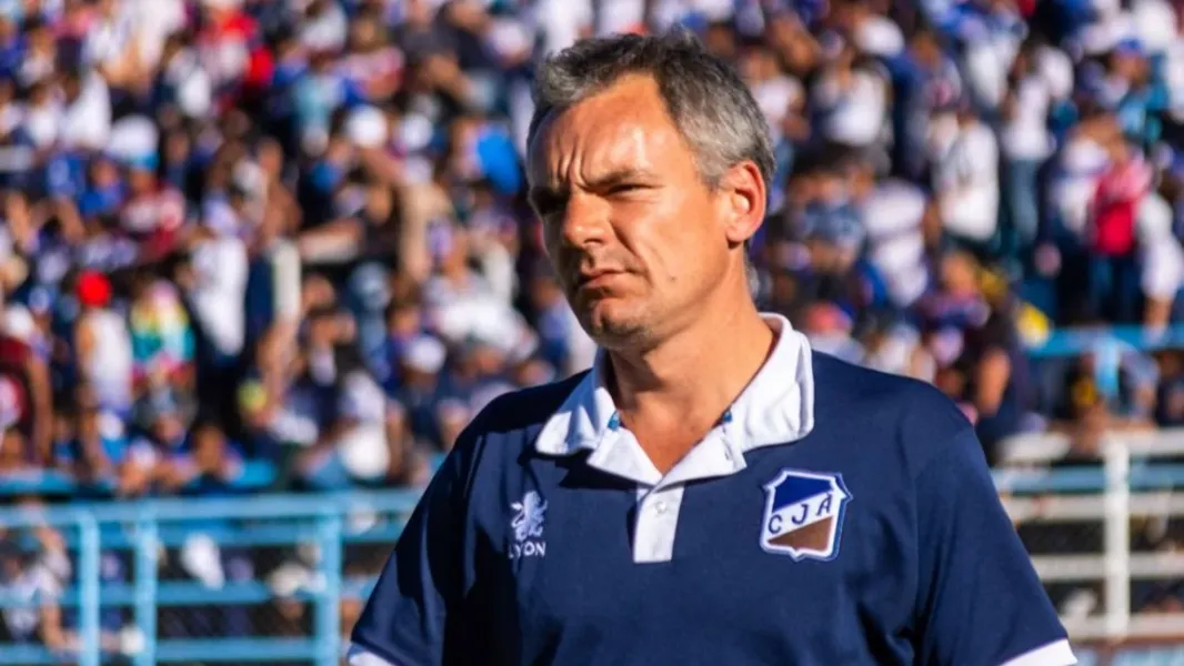 85581-hoy-asume-klix-en-juventud-antoniana