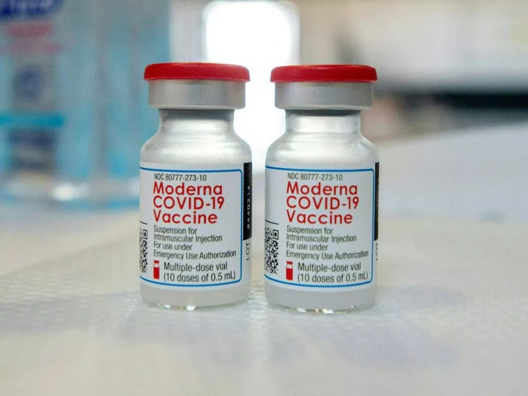 vacuna-moderna-1203272