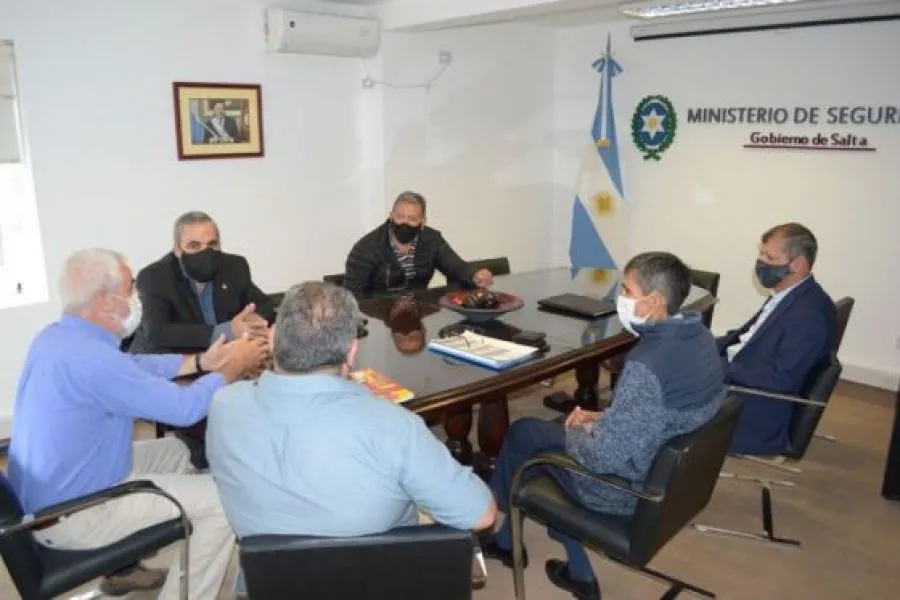 74001-seguridad-culmino-las-gestiones-ante-la-anses-para-los-retirados-de-las-fuerzas-de-seguridad