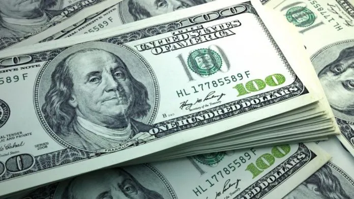 dolares-20220720-1389458-696x391
