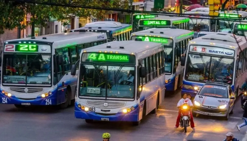59915-como-deben-hacer-jubilados-y-discapacitados-para-renovar-su-pase-libre-en-los-colectivos-de-saeta