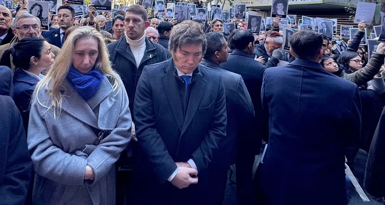javier-milei-acto-amia-2025