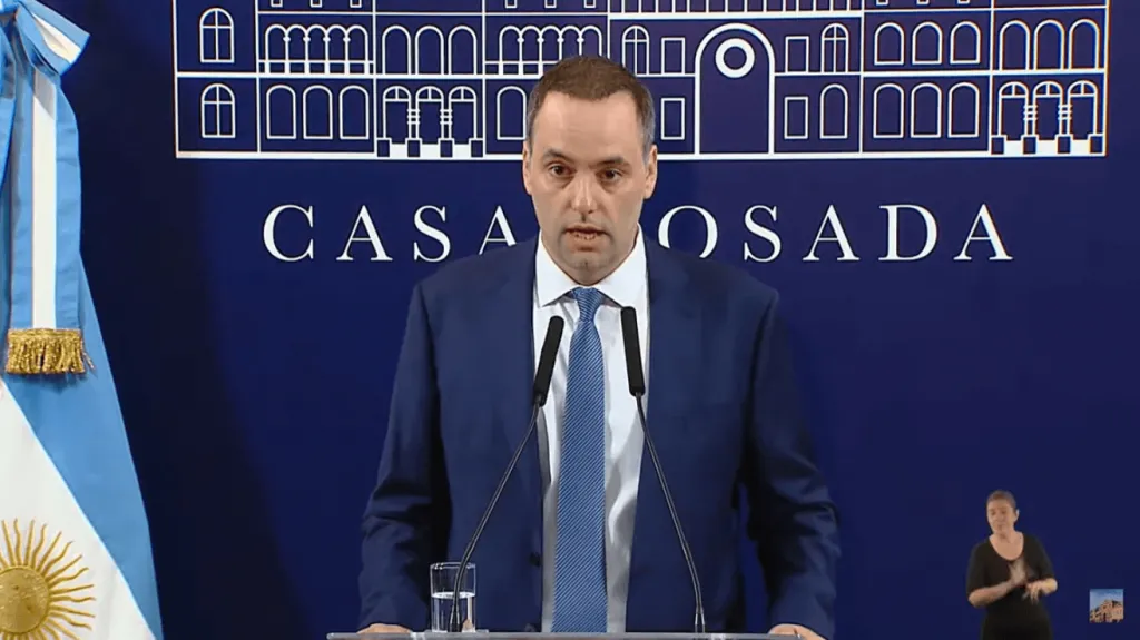 Manuel-Adorni-1-1024x575