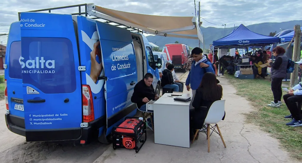 movil-de-licencias-10-1024x552