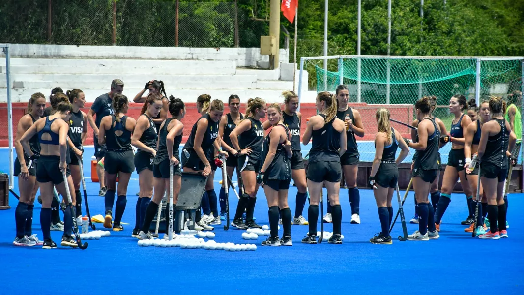 99691-el-seleccionado-argentino-de-hockey-las-leonas-continua-su-pretemporada-en-salta